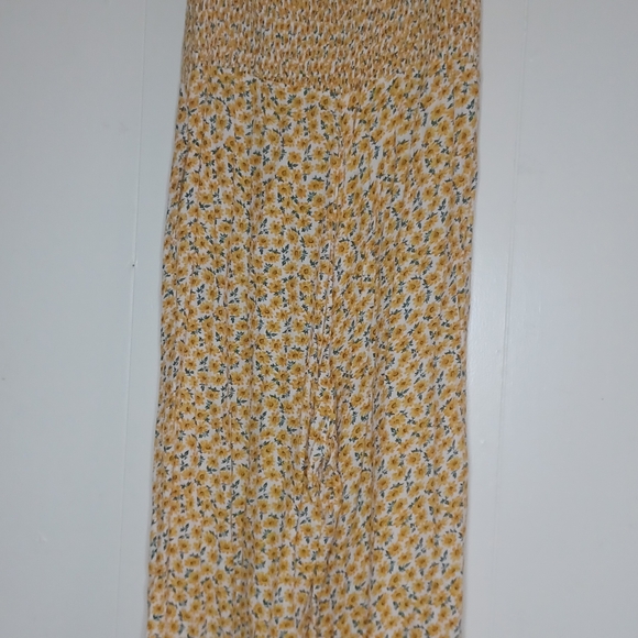 Faithfull the Brand Yellow Floral Jumpsuit - Picture 7 of 16